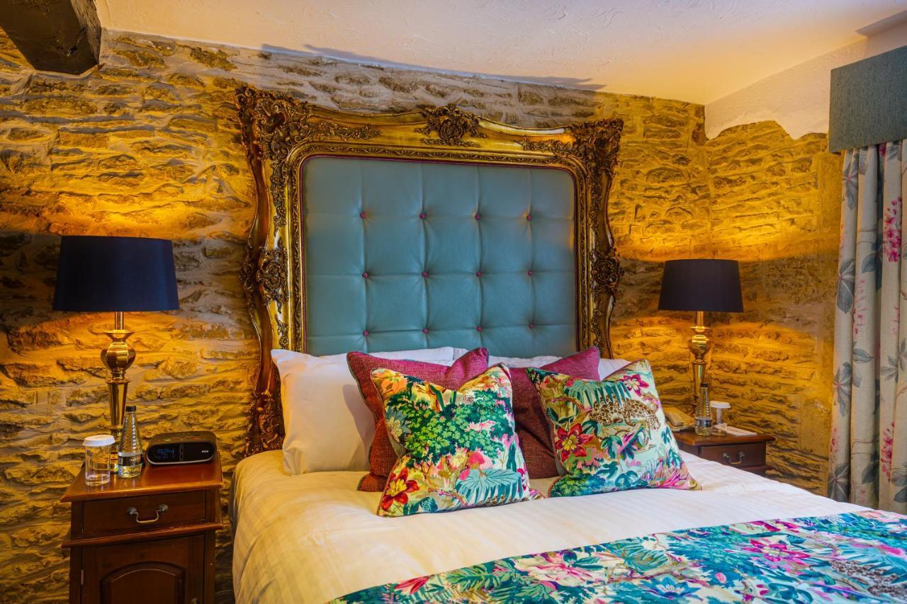 The Bell Inn, Stilton, Cambridgeshire بيتربرو المظهر الخارجي الصورة