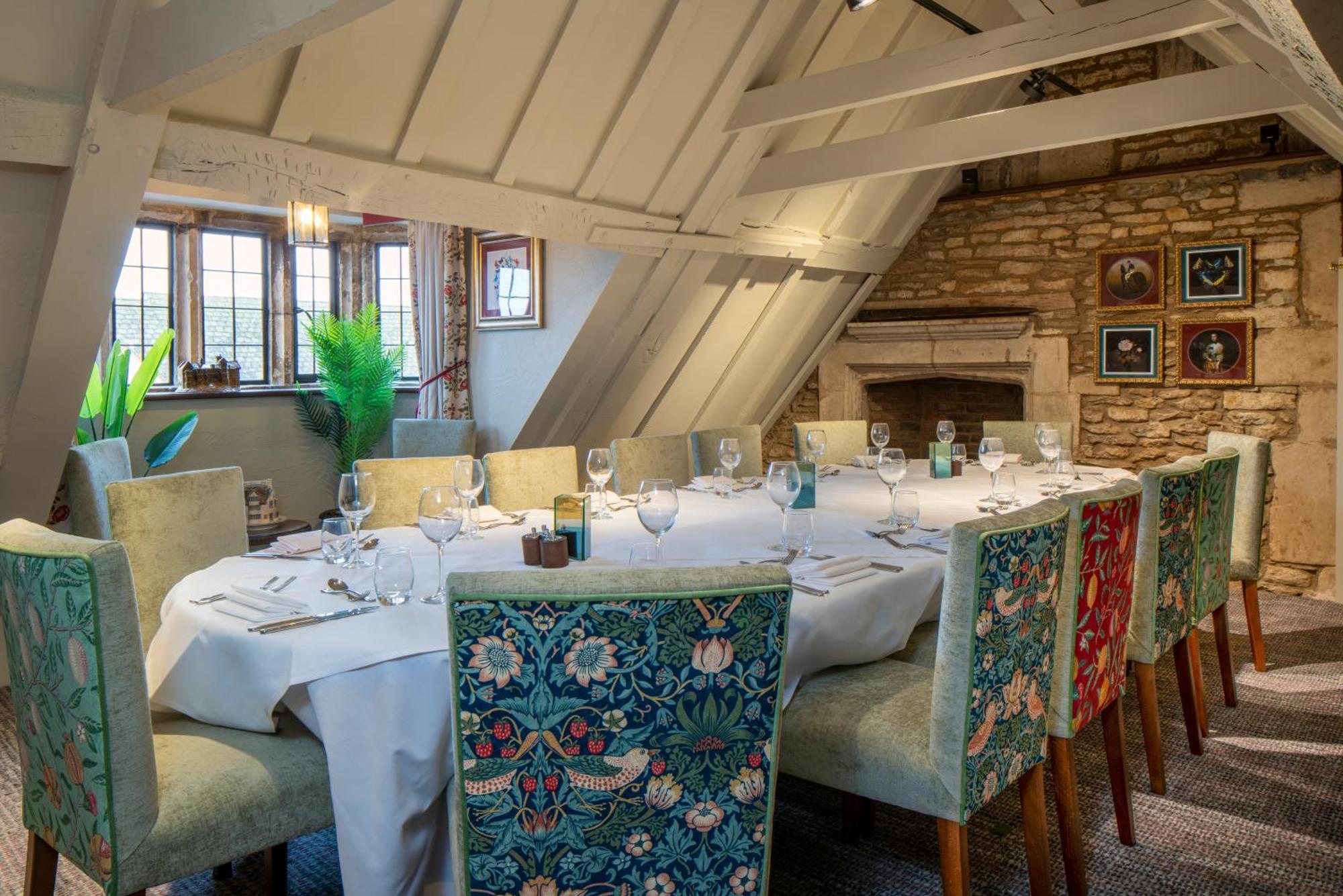 The Bell Inn, Stilton, Cambridgeshire بيتربرو المظهر الخارجي الصورة