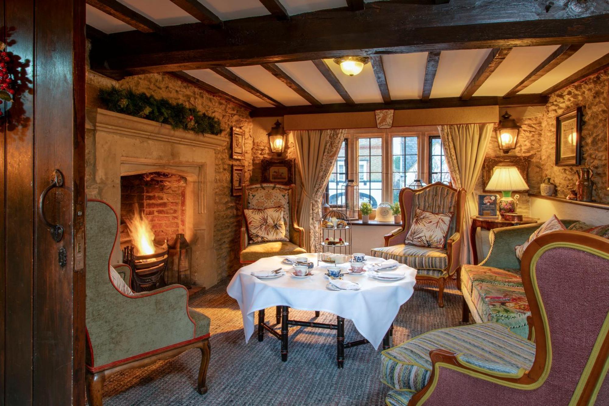 The Bell Inn, Stilton, Cambridgeshire بيتربرو المظهر الخارجي الصورة
